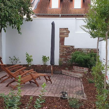 Charming Oldtown City Apartment Worms Exterior photo